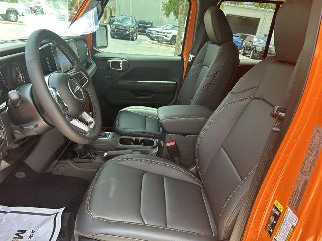 new 2025 Jeep Wrangler car, priced at $51,945
