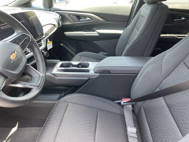 new 2025 Chevrolet Equinox EV car, priced at $33,790