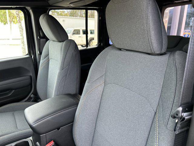 new 2025 Jeep Wrangler car, priced at $50,760
