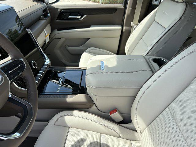 new 2025 GMC Yukon XL car, priced at $89,523