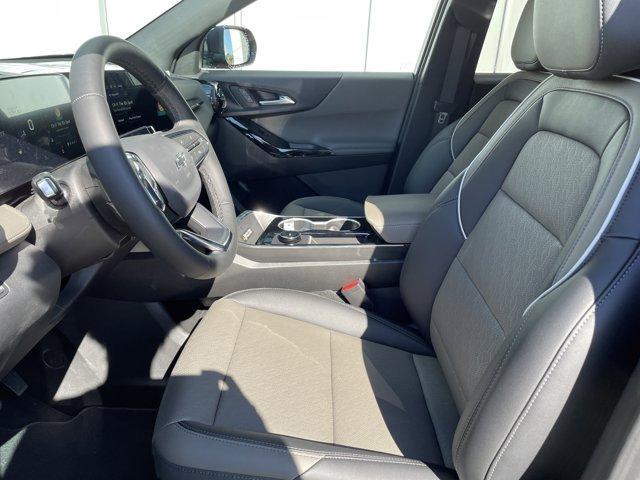 new 2026 Chevrolet Equinox car, priced at $30,677