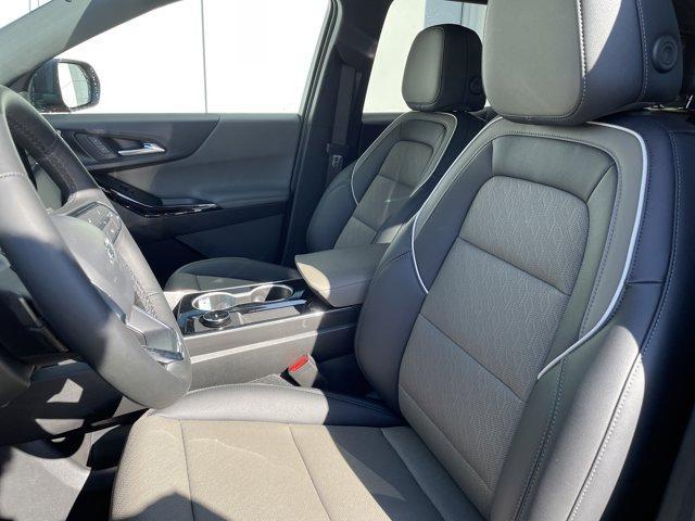 new 2026 Chevrolet Equinox car, priced at $30,677