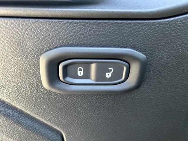 new 2025 Jeep Wrangler car, priced at $32,365