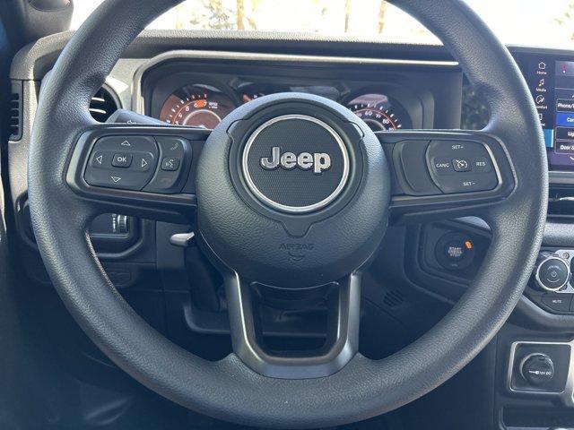 new 2025 Jeep Wrangler car, priced at $34,253