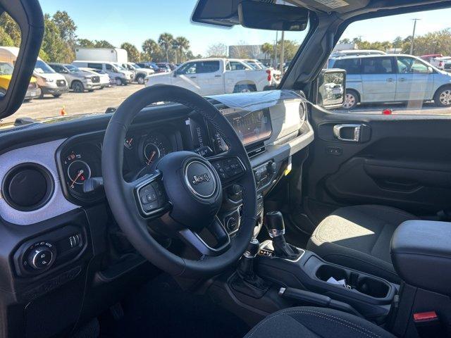 new 2025 Jeep Gladiator car, priced at $48,816