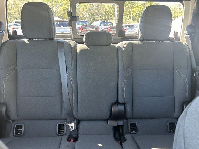 new 2025 Jeep Gladiator car, priced at $48,816