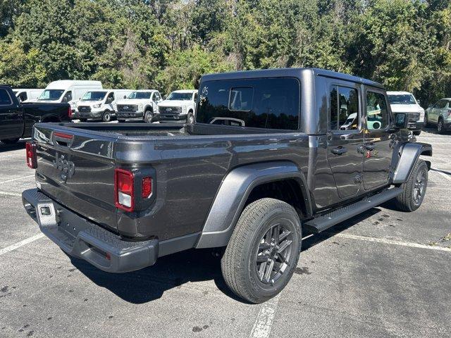 new 2025 Jeep Gladiator car, priced at $48,816
