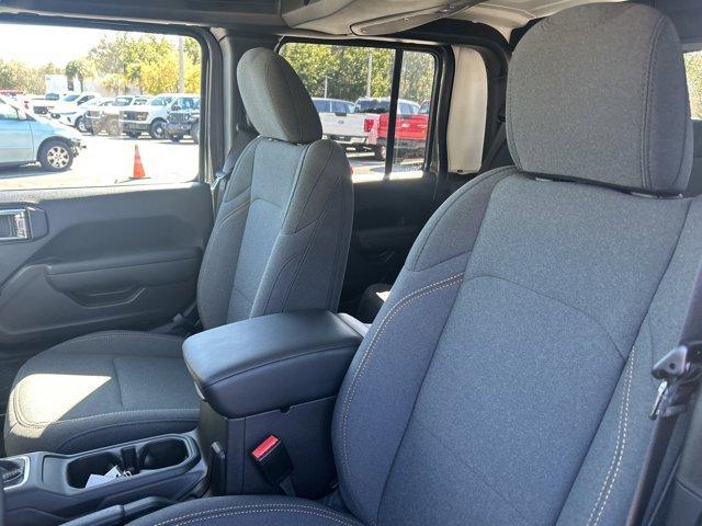 new 2025 Jeep Gladiator car, priced at $48,816