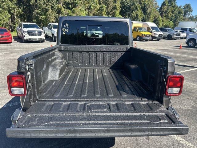 new 2025 Jeep Gladiator car, priced at $48,816