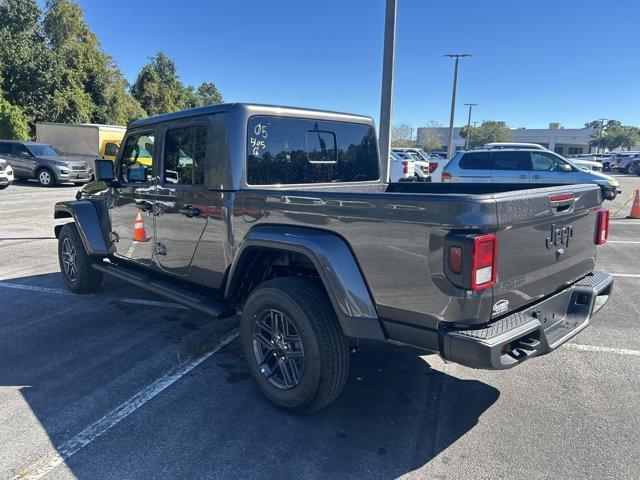 new 2025 Jeep Gladiator car, priced at $48,816