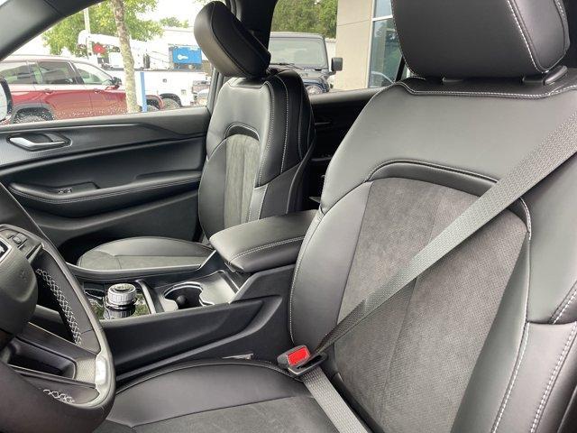 new 2025 Jeep Grand Cherokee L car, priced at $40,190