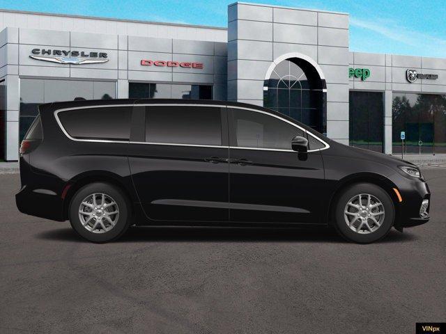 new 2025 Chrysler Pacifica car, priced at $45,725