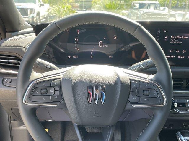new 2025 Buick Envista car, priced at $24,598