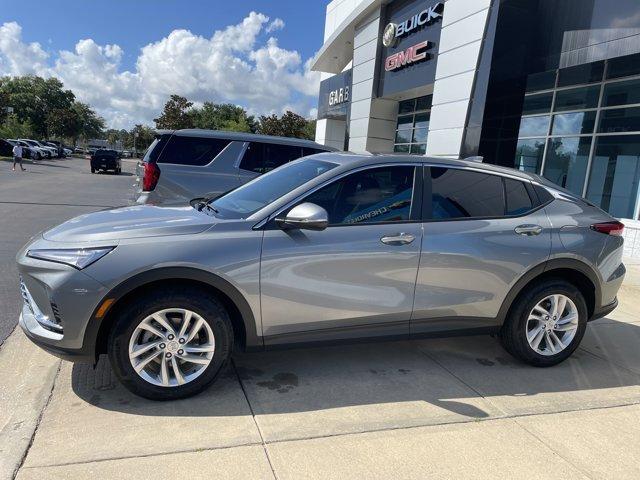 new 2025 Buick Envista car, priced at $24,598