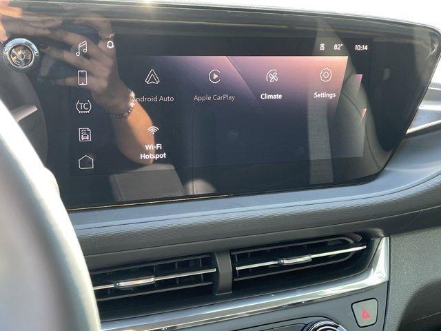 new 2025 Buick Envista car, priced at $26,144