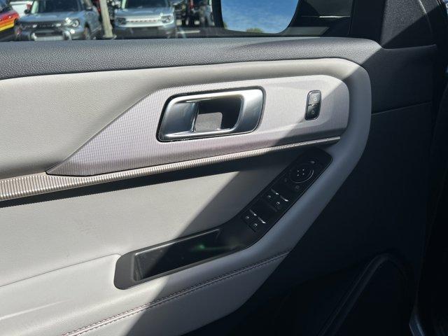 new 2025 Ford Explorer car, priced at $42,084