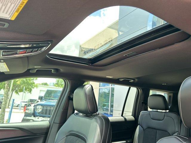 new 2025 Jeep Grand Cherokee L car, priced at $40,190
