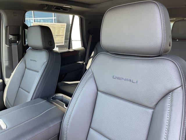 new 2025 GMC Yukon car, priced at $86,656