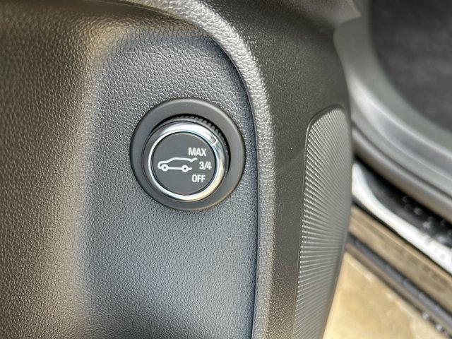 new 2025 Buick Envista car, priced at $27,806