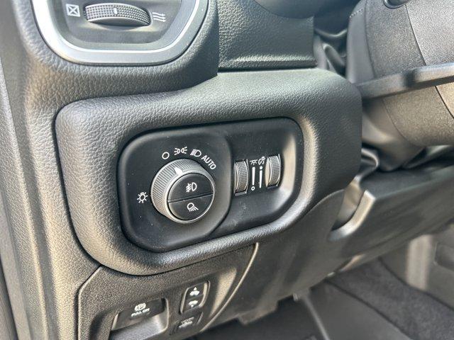 new 2025 Ram 1500 car, priced at $52,153