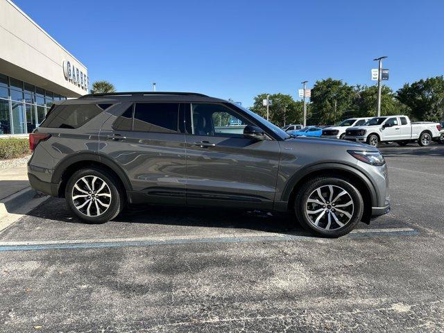 new 2025 Ford Explorer car, priced at $44,928