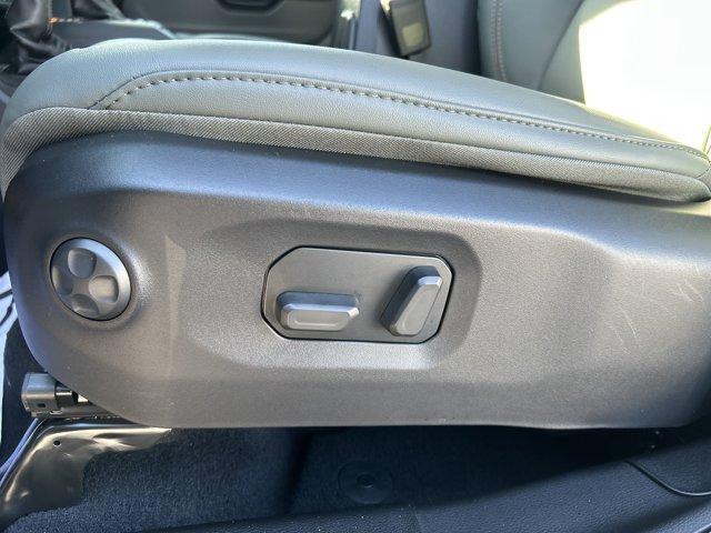 new 2025 Jeep Gladiator car, priced at $59,924