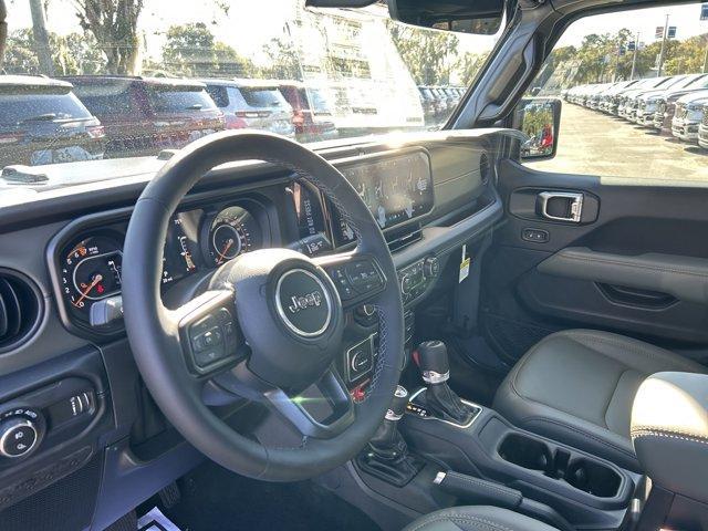 new 2025 Jeep Gladiator car, priced at $59,924