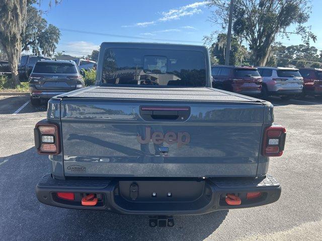 new 2025 Jeep Gladiator car, priced at $59,924