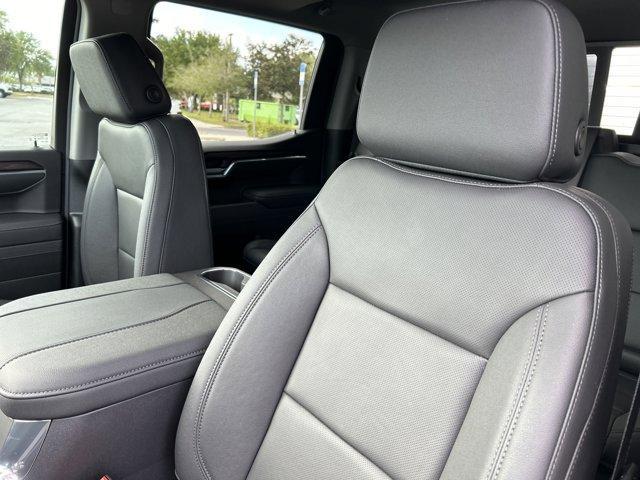 new 2025 GMC Sierra 1500 car, priced at $56,075