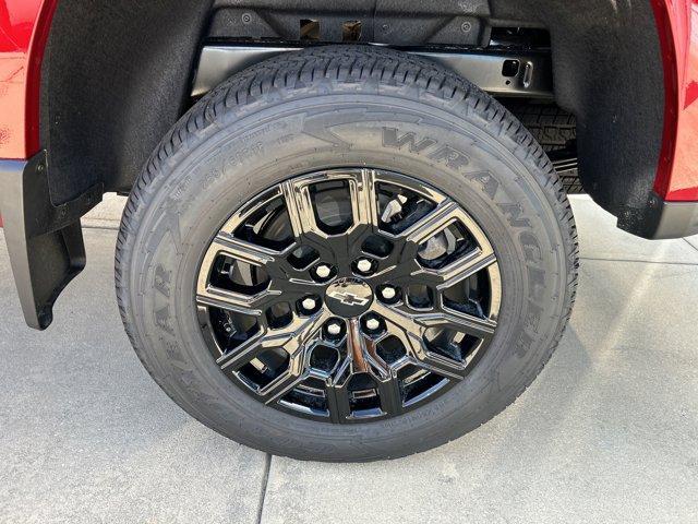 new 2025 Chevrolet Colorado car, priced at $33,177