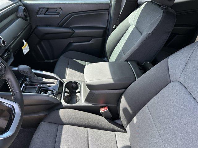 new 2025 Chevrolet Colorado car, priced at $33,177