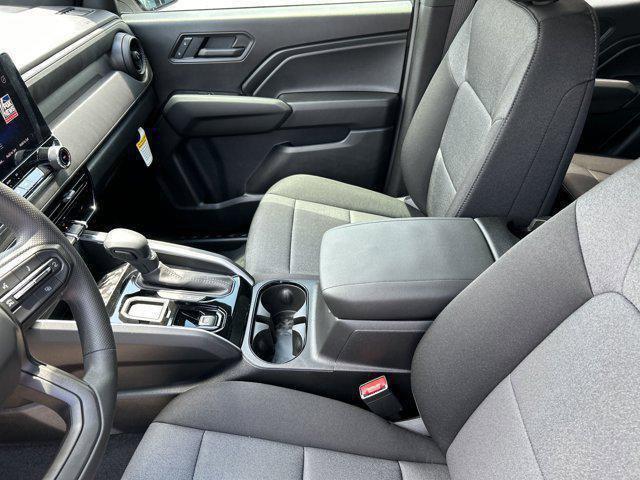 new 2025 Chevrolet Colorado car, priced at $32,109
