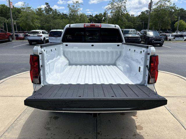 new 2025 Chevrolet Colorado car, priced at $32,109