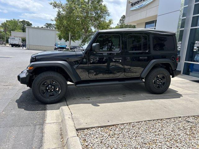 new 2025 Jeep Wrangler car, priced at $43,184