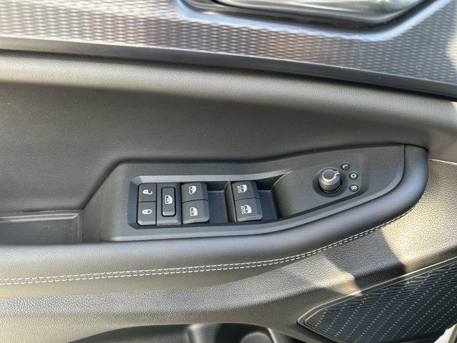new 2025 Jeep Grand Cherokee L car, priced at $37,302