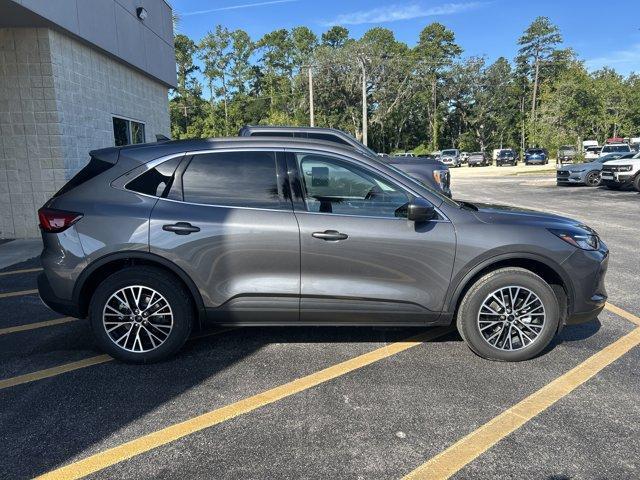 new 2025 Ford Escape car, priced at $31,269