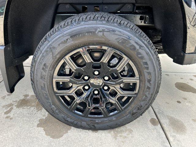 new 2025 Chevrolet Colorado car, priced at $32,719
