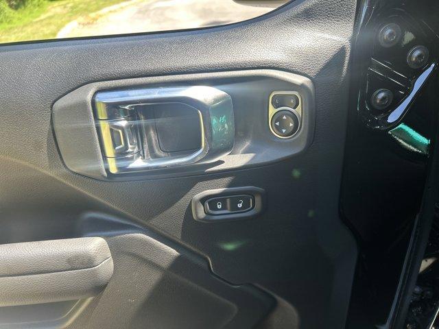 new 2025 Jeep Gladiator car, priced at $48,816