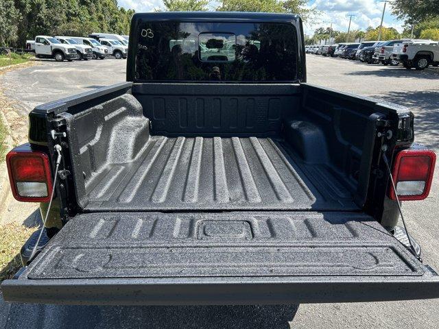 new 2025 Jeep Gladiator car, priced at $48,816