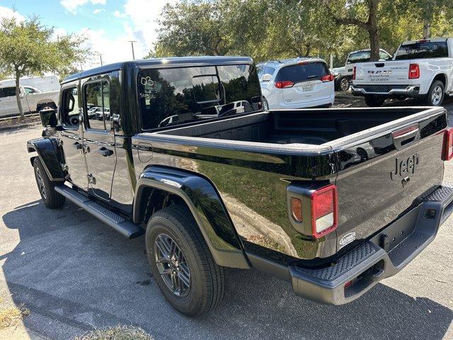 new 2025 Jeep Gladiator car, priced at $48,816