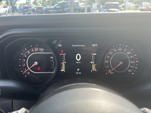 new 2025 Jeep Gladiator car, priced at $48,202