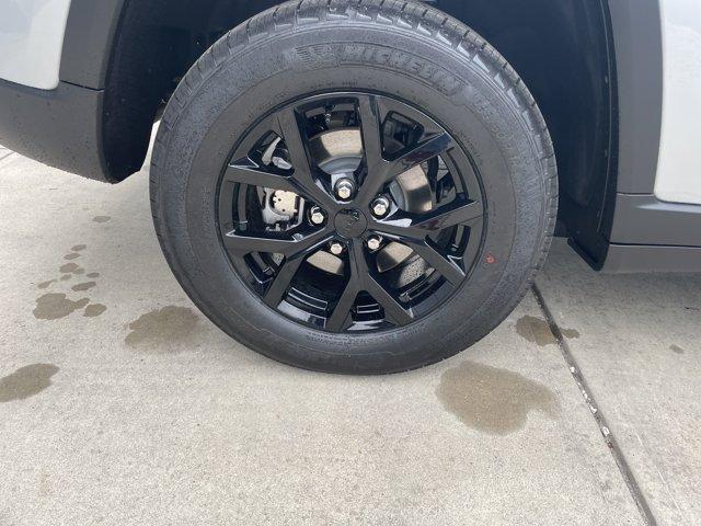 new 2025 Jeep Grand Cherokee car, priced at $38,454