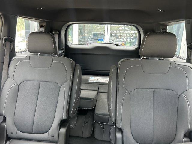 new 2025 Jeep Grand Cherokee L car, priced at $38,897