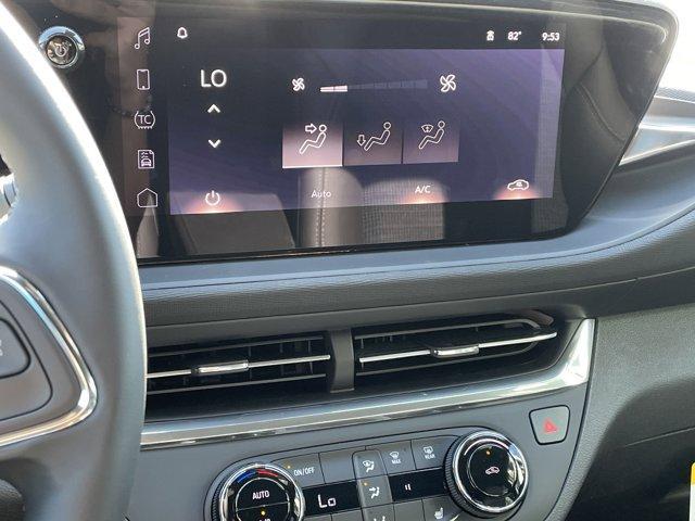 new 2025 Buick Envista car, priced at $26,144