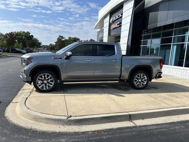 new 2025 GMC Sierra 1500 car, priced at $70,206