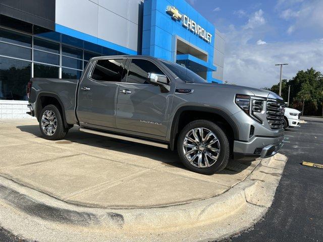 new 2025 GMC Sierra 1500 car, priced at $70,206