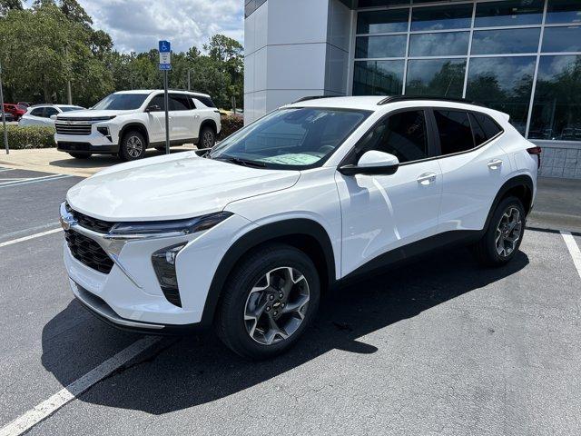 new 2025 Chevrolet Trax car, priced at $23,696