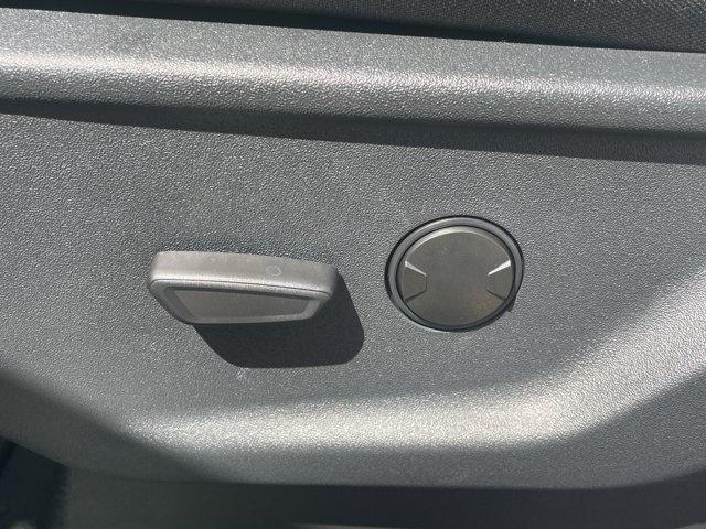 new 2025 Ford F-250 car, priced at $69,012