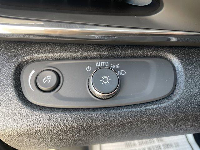 new 2025 Buick Envista car, priced at $26,144