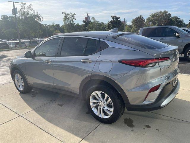 new 2025 Buick Envista car, priced at $26,144